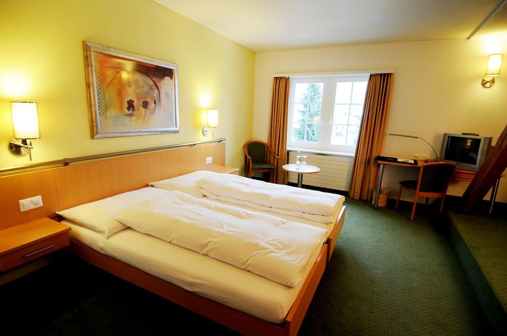 Landgasthof Kreuz - Das Businesshotel Mit Wohlfuehlgarantie Kappel bei Olten Exterior photo