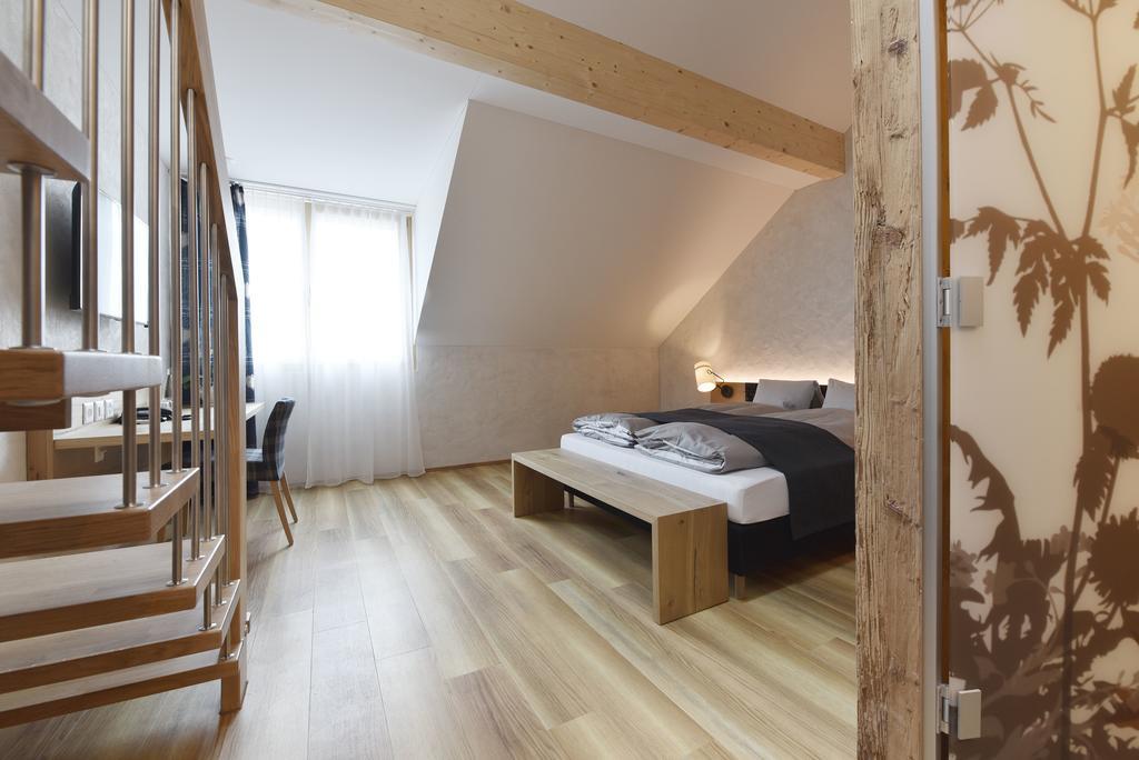 Landgasthof Kreuz - Das Businesshotel Mit Wohlfuehlgarantie Kappel bei Olten Exterior photo